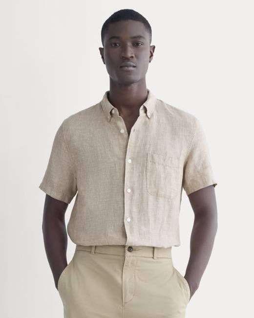 The Classic Short-Sleeve Shirt in Linen | Cornstalk Chambray