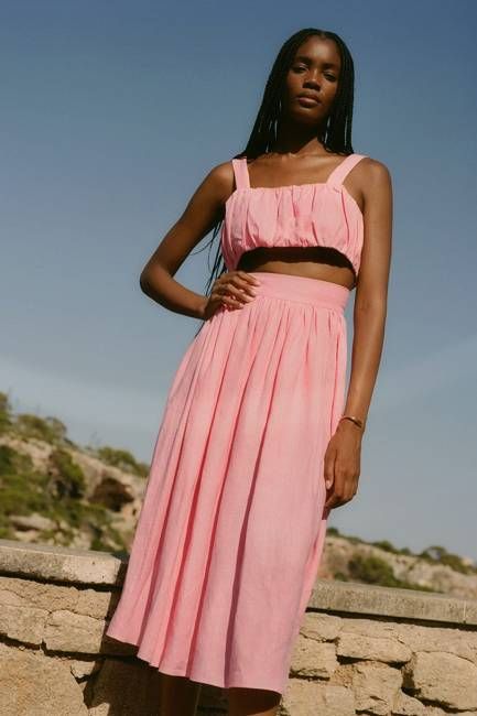 The Paulina Midi Skirt in bubblegum pink - Sample