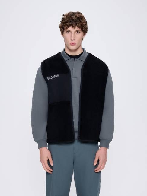 Archive Mens Recycled Wool Fleece Gilet—black