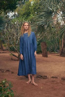 Handgewebtes Ballonkleid aus Seide - Woad