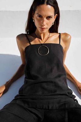 Das Livia Tunika Top in Schwarz