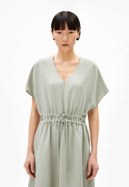 MAAHOLINA LINO| seagreen