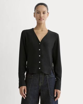 The V-Neck Blouse in Washable Silk | Black