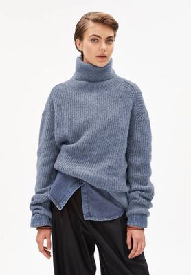 ILSIAA | helles Schattenblau