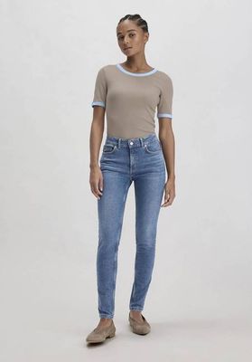 LINA Mid Rise Skinny jeans made from organic denim