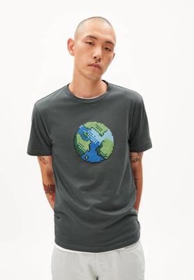 JAAMES PLAANET | space steel