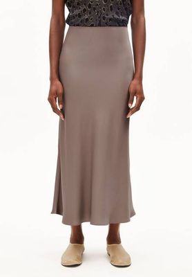 LENOVAA SATIN SLIP-SKIRT | walnut cream