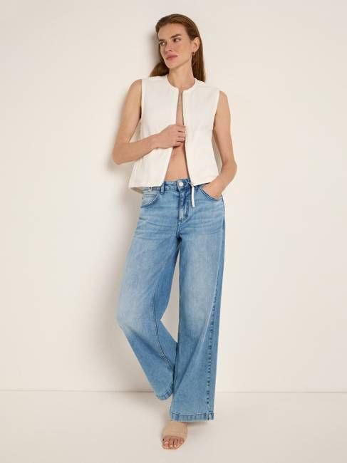 vest (OCS) made of organic cotton