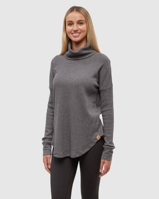 Highwood Turtleneck